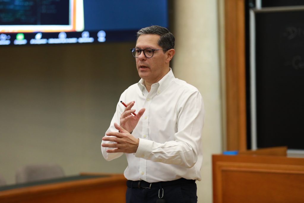 Crisis en noticias caracol por denuncias internas