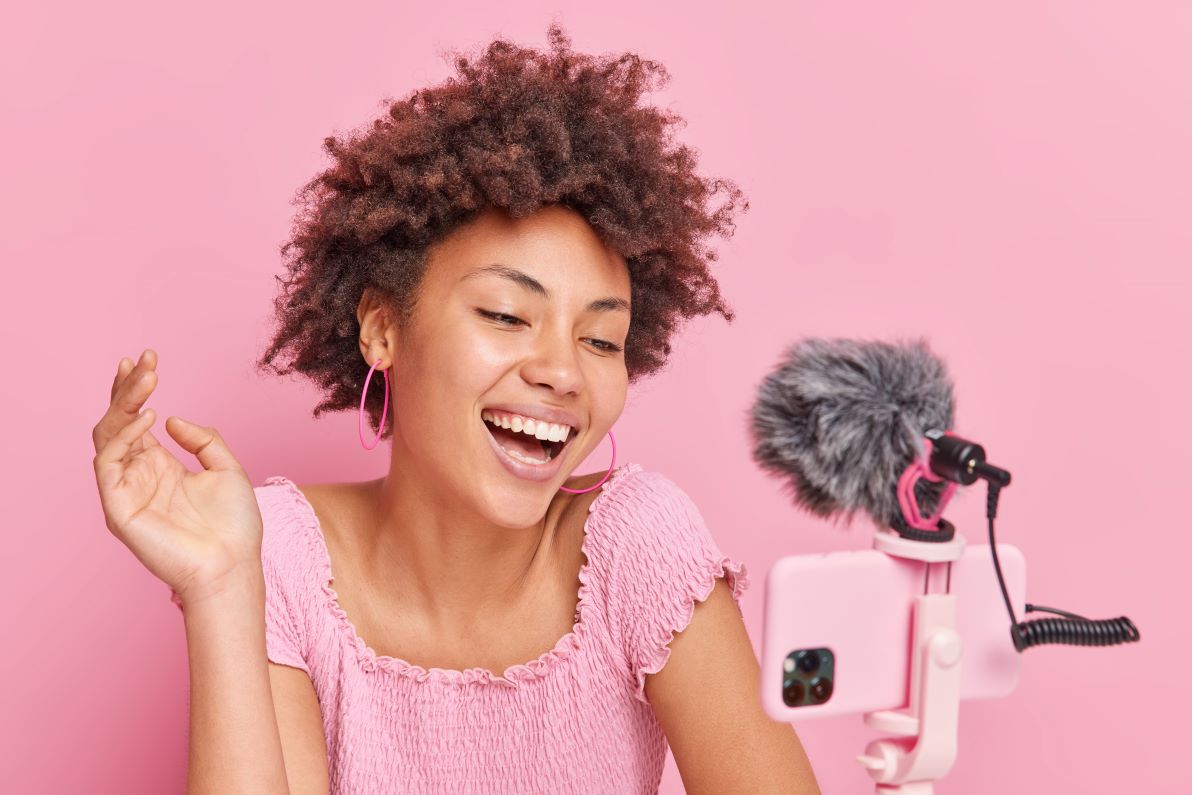 ¡Tiktoker Afro Enseña Currulao en Viral!